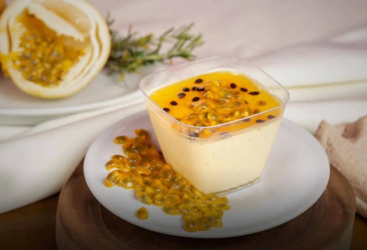 Mousse de Maracujá com Tang