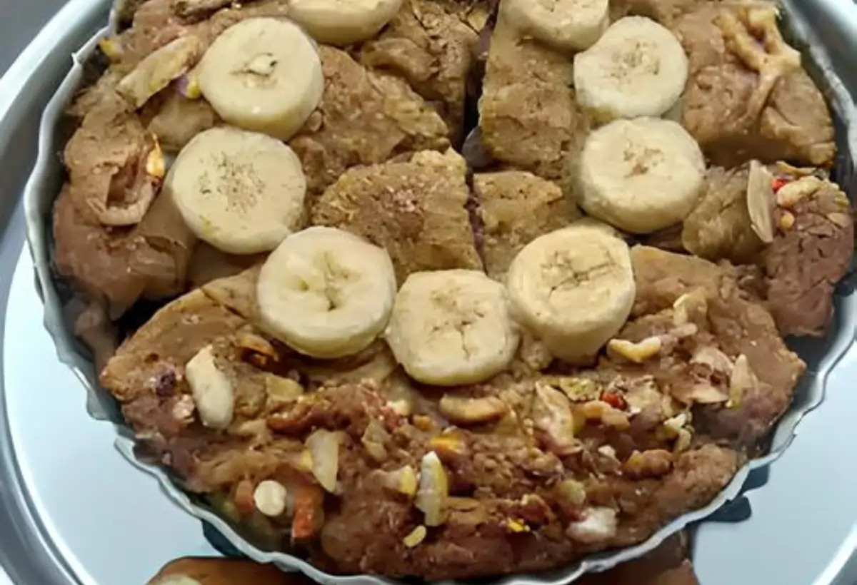 Receita de bolo de banana com castanhas do Pará.