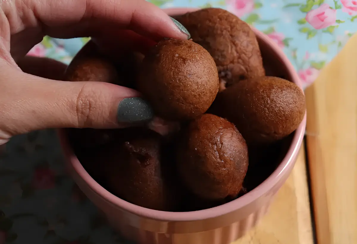 Bolinho de Chuva de Chocolate