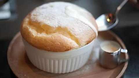 bolo de caneca com leite ninho.