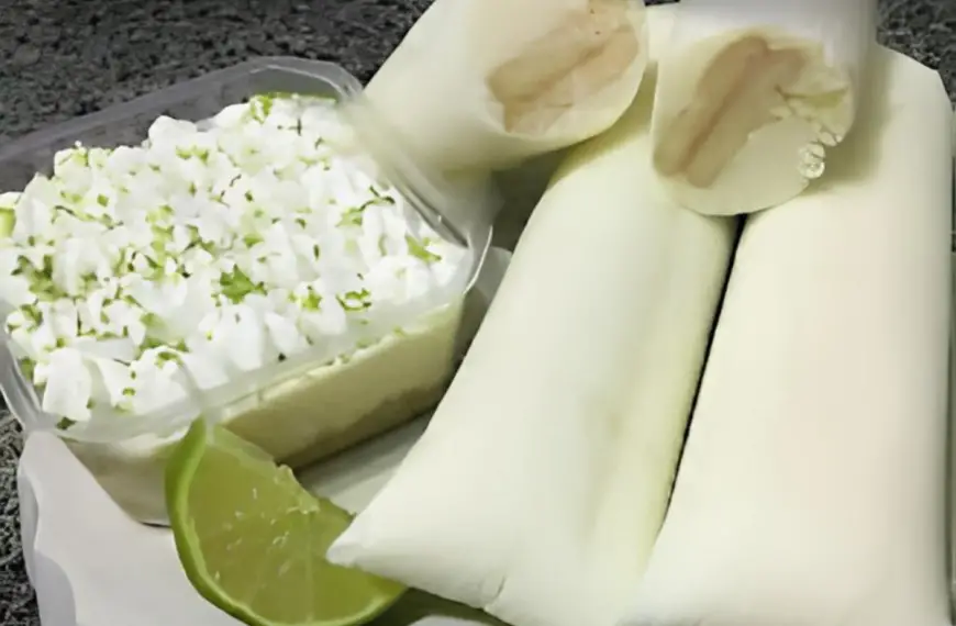 Geladinhos de torta de limão.