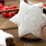 Biscoiots Zimtsterne de natal.