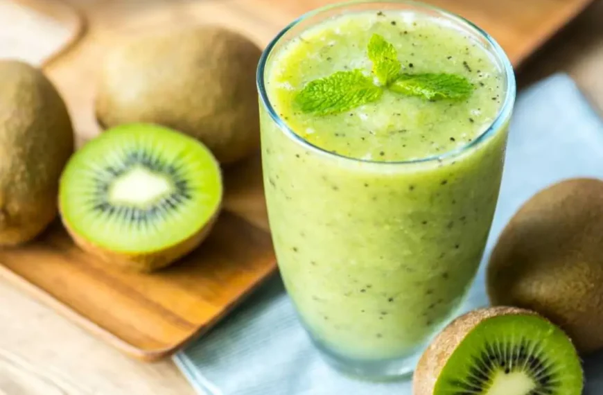 Suco Verde com Kiwi e Agrião